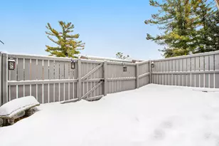 6249 Acropolis Dr SE, Grand Rapids, MI 49546 - Photo 26