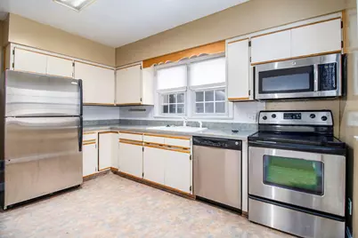 16 N Center Street, Bangor, MI 49013 - Photo 10