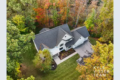 7787 S Gracemoor Court SE, Alto, MI 49302 - Photo 68