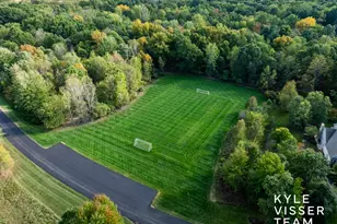 7787 S Gracemoor Ct SE, Alto, MI 49302 - Photo 80