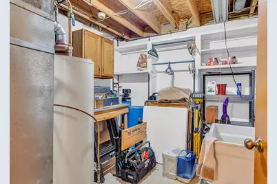 2815 S Wooddale Drive, Jackson, MI 49203 - Photo 38