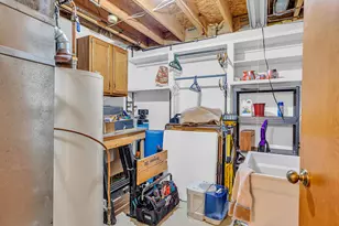 2815 S Wood Dale Dr, Jackson, MI 49203 - Photo 38