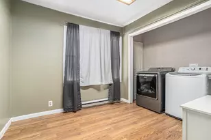 56 Garden Ave N, Battle Creek, MI 49017 - Photo 14