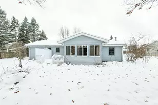 909 Barton St, Otsego, MI 49078 - Photo 54