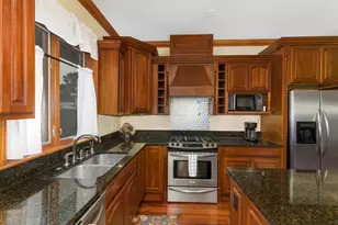 11 E Chestnut St, Douglas, MI 49406 - Photo 12