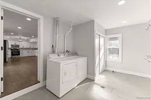 3158 Lafayette Dr, Trenton, MI 48183 - Photo 24