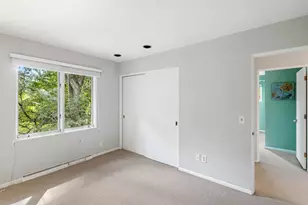 1907 Chevy Chase Blvd, Kalamazoo, MI 49008 - Photo 38