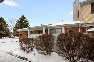 1921 Vine Way Dr, Canton, MI 48188 - Photo 2