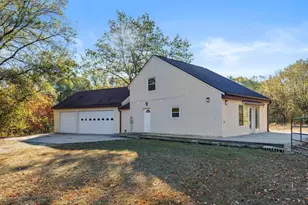 1067 Somers Rd, Lyons, MI 48851 - Photo 2