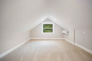 2338 Glenwood Dr, Kalamazoo, MI 49008 - Photo 14