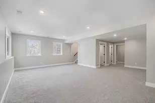 2727 Bridge Pl Dr NE, Grand Rapids, MI 49525 - Photo 14