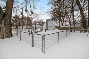 2214 Torrent St, Muskegon, MI 49441 - Photo 22