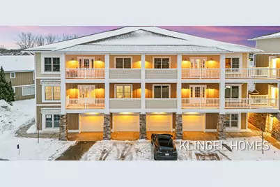 930 W Savidge Street #2, Spring Lake, MI 49456 - Photo 2