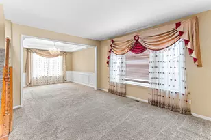 49896 Parkside Dr, Northville, MI 48168 - Photo 6