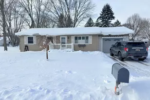 620 Glenn St, Reed City, MI 49677 - Photo 8