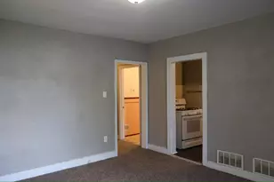 3825 Waverly St, Detroit, MI 48238 - Photo 8