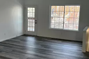 190 Hunters Ln NE, Rockford, MI 49341 - Photo 4