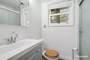 1706 Autumn Ln, Lansing, MI 48912 - Photo 24