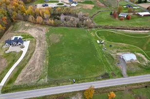 4564 34th St, Zeeland, MI 49464 - Photo 2