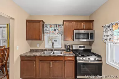1222 Rathbone Street SW, Wyoming, MI 49509 - Photo 8