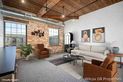 940 Monroe Avenue NW #558, Grand Rapids, MI 49503 - Photo 2