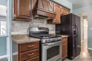 6835 Kay Boer Dr, Jenison, MI 49428 - Photo 6