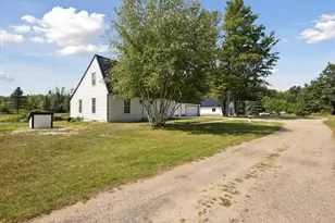 3441 N Townline Rd, Houghton Lake, MI 48629 - Photo 32