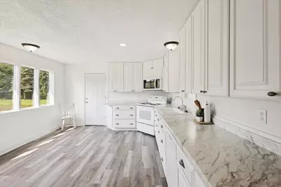 3441 N Townline Road, Houghton Lake, MI 48629 - Photo 8