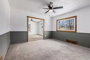 660 Greenlawn St, Ypsilanti, MI 48198 - Photo 8