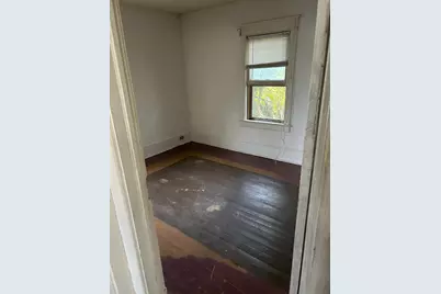 709 Regent Street, Niles, MI 49120 - Photo 10