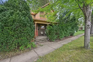 709 Regent St, Niles, MI 49120 - Photo 1