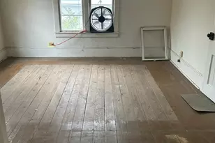 709 Regent St, Niles, MI 49120 - Photo 8