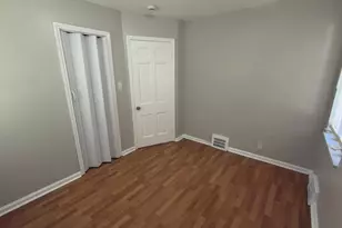 10370 Britain St, Detroit, MI 48224 - Photo 18