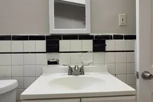 10370 Britain St, Detroit, MI 48224 - Photo 14