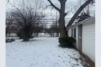 21819 Shakespeare Avenue, Eastpointe, MI 48021 - Photo 18