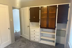 21819 Shakespeare Ave, Eastpointe, MI 48021 - Photo 8