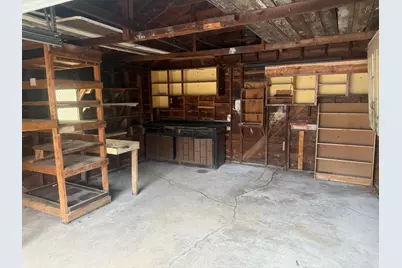 21819 Shakespeare Avenue, Eastpointe, MI 48021 - Photo 20