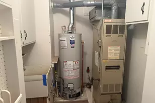 21819 Shakespeare Ave, Eastpointe, MI 48021 - Photo 16