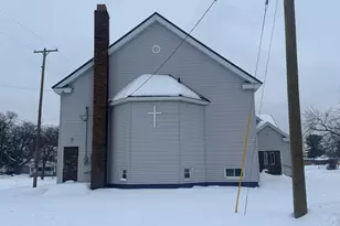 62 Irwin Ave, Muskegon, MI 49442 - Photo 1