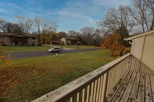 15528 Clovernook Dr, Grand Haven, MI 49417 - Photo 12