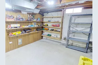 10300 Springwood Drive, Zeeland, MI 49464 - Photo 26