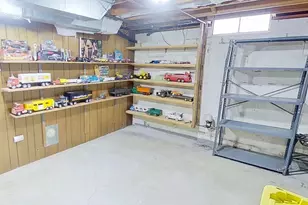 10300 Springwood Dr, Zeeland, MI 49464 - Photo 26