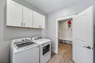 11936 108th Ave, Grand Haven, MI 49417 - Photo 8