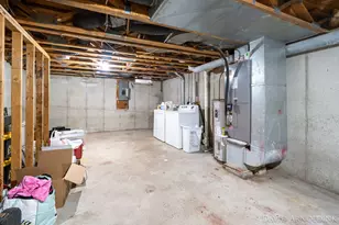 451 Lincoln Ave, Holland, MI 49423 - Photo 18