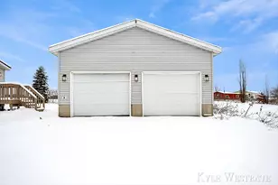 1019 Vining Rd, Greenville, MI 48838 - Photo 28