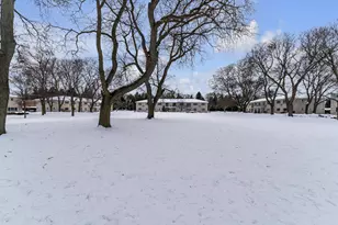 4113 Telegraph Rd, Bloomfield Hills, MI 48302 - Photo 38