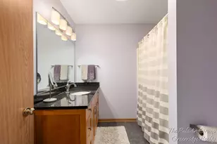 646 Wilshire Ct, Holland, MI 49423 - Photo 12