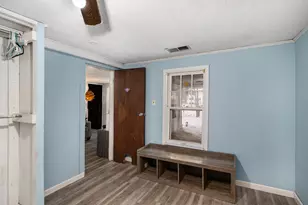 2418 Edgewood Dr, Kalamazoo, MI 49008 - Photo 16