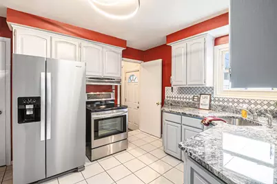 30801 Pardo Street, Garden City, MI 48135 - Photo 6