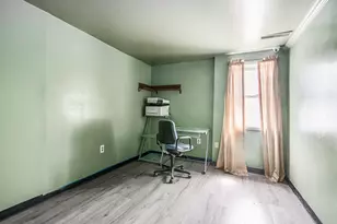 402 S Oak St, Buchanan, MI 49107 - Photo 14